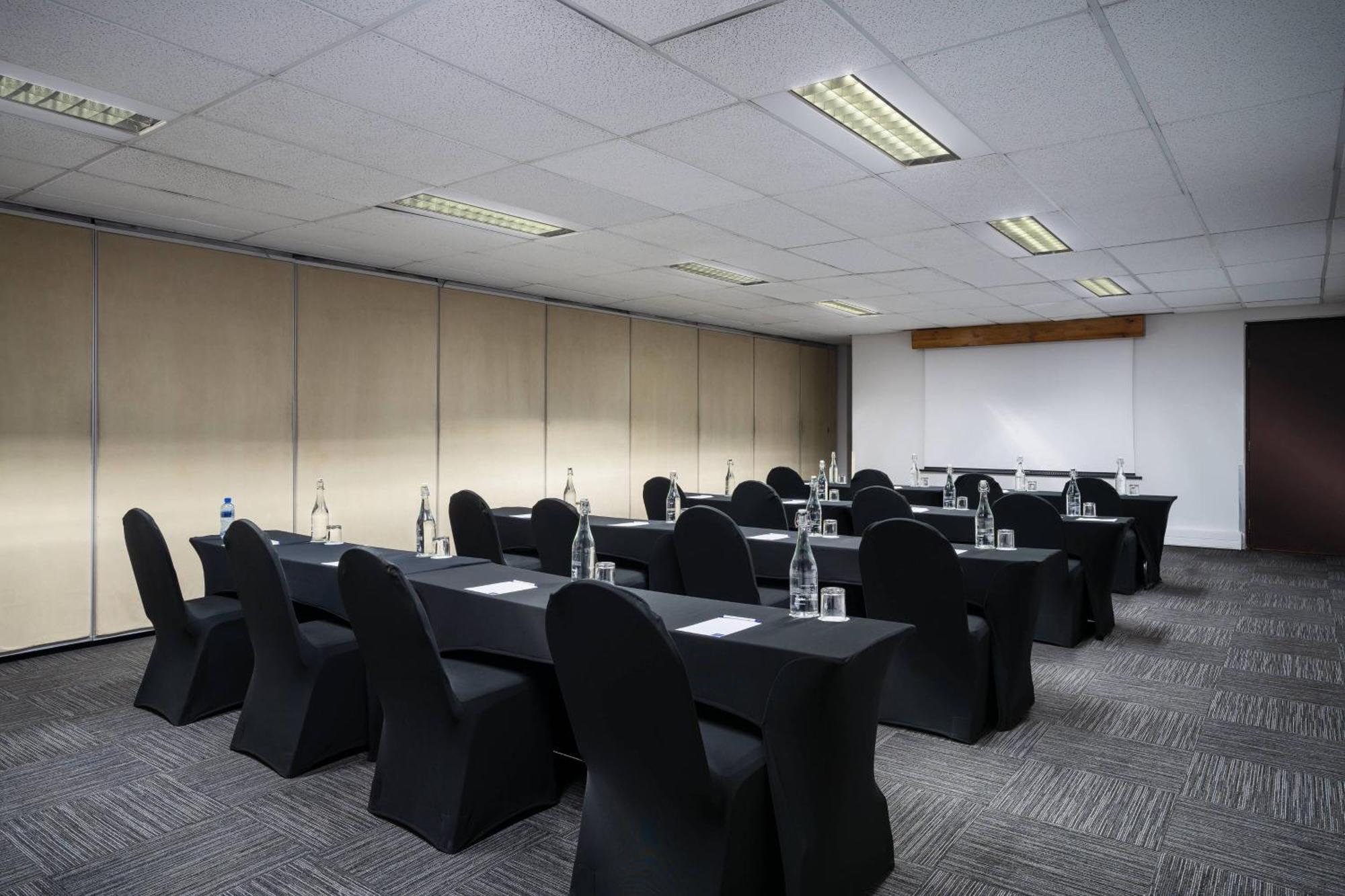 Protea Hotel By Marriott Johannesburg Wanderers Ngoại thất bức ảnh